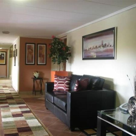 Queen'S Place Johannesburg Esterno foto